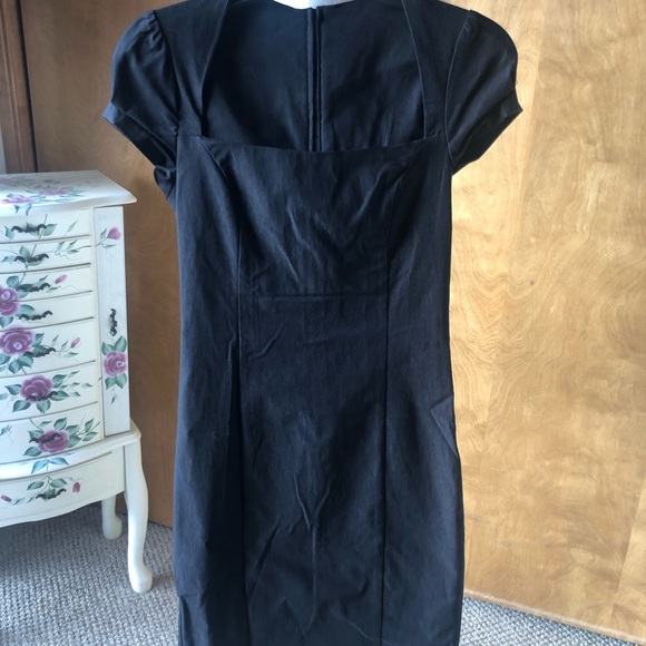 Beautiful Black Dress, midi length with slit in back. - Picture 6 of 8